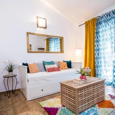 Modern & Beautiful Apartments, Apartment