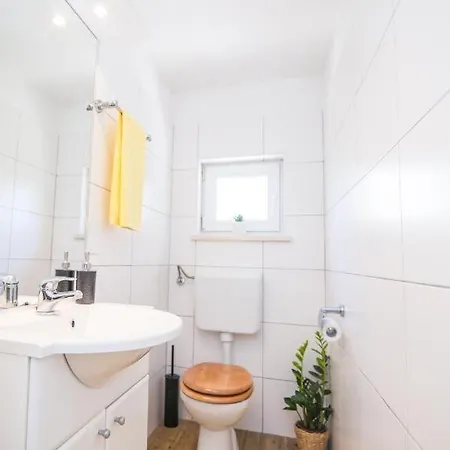 Modern & Beautiful Apartments, *